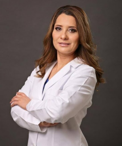 Dra. Cecilia Huizar Vargas, Pediatra