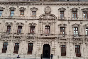 Palacio de Gobierno image