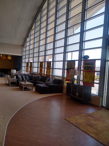Furniture Store «Huffman Koos Furniture», reviews and photos, 1640 Broadhollow Rd, Farmingdale, NY 11735, USA
