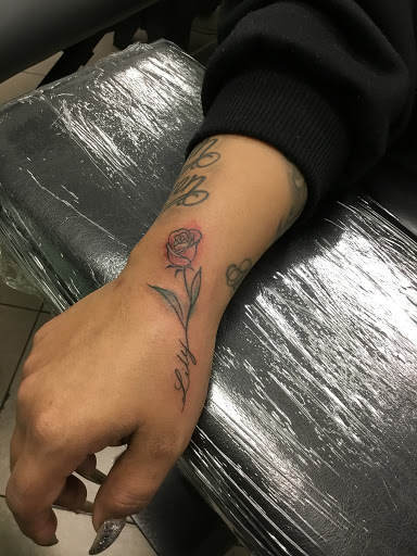 Explore tattoo ideas with family names, creative tattoo ideas in Bakersfield, available at Art Studio