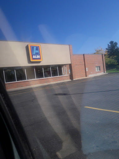 Supermarket «ALDI», reviews and photos, 2861 Sheridan Rd, Zion, IL 60099, USA