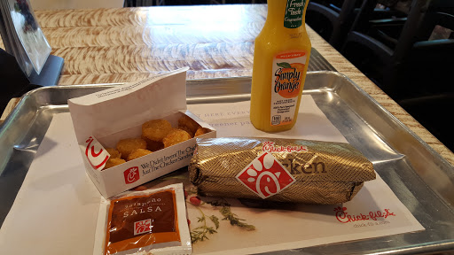 Fast Food Restaurant «Chick-fil-A», reviews and photos, 785 116th Ave NE, Bellevue, WA 98004, USA