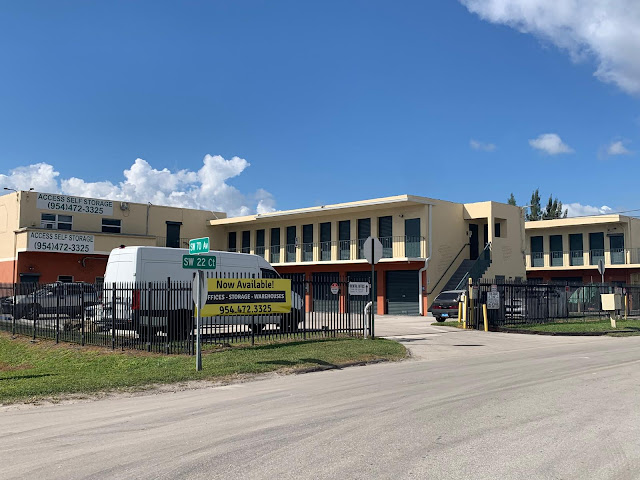 Access Self Storage of Davie