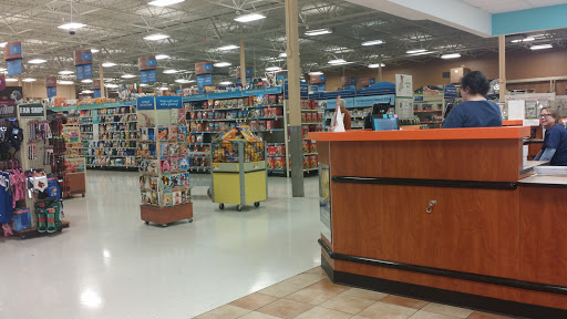 Pet Supply Store «PetSmart», reviews and photos, 1945 Pavilion Way, Lexington, KY 40509, USA