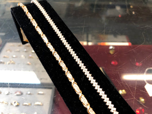 Pawn Shop «Cesar Chavez Pawn & Jewelry», reviews and photos, 2209 East Cesar E Chavez Avenue, Los Angeles, CA 90033, USA