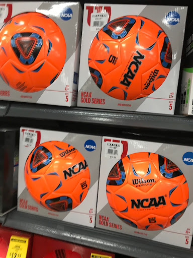 Sporting Goods Store «Big 5 Sporting Goods», reviews and photos, 2745 Pacific Coast Hwy, Torrance, CA 90505, USA