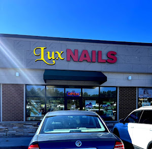 Lux Nails