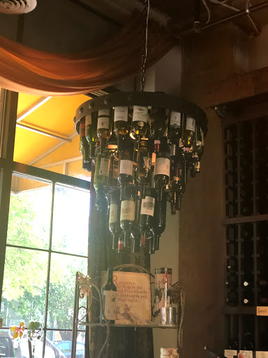 Wine Store «Wine Shoe», reviews and photos, 339 Nelson St SW, Atlanta, GA 30313, USA