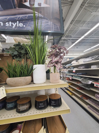 Discount Store «Big Lots», reviews and photos, 1470 Pleasant Valley Rd, Manchester, CT 06042, USA