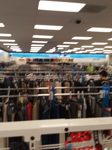 Clothing Store «Ross Dress for Less», reviews and photos, 5820 Lakewood Towne Center Blvd SW, Lakewood, WA 98499, USA