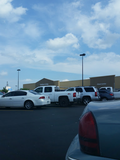 Department Store «Walmart Supercenter», reviews and photos, 5491 US-151 BUS, Marion, IA 52302, USA