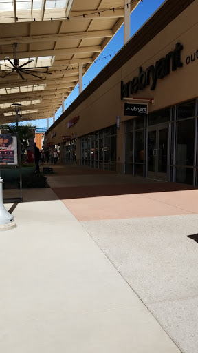 Outlet Mall «Tanger Outlet Westgate», reviews and photos, 6800 N 95th Ave, Glendale, AZ 85305, USA