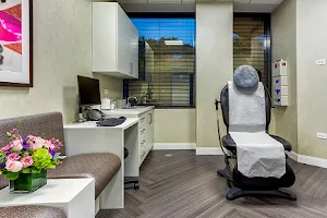 Derick Dermatology - Buffalo Grove image