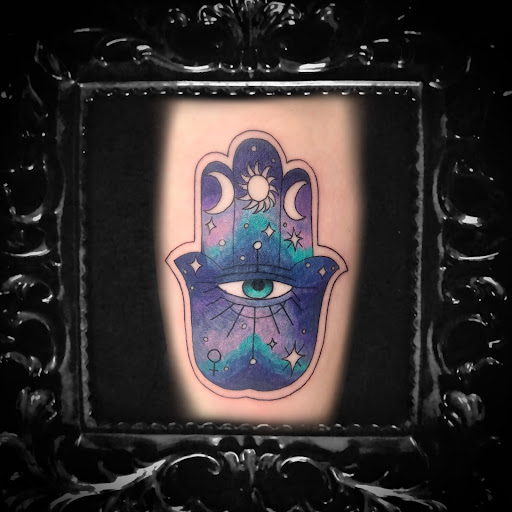 Explore broken hearted tattoo ideas, creative tattoo ideas in Venice, available at The Beehive Tattoo Studio and Boutique