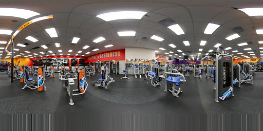 Health Club «Crunch - Greenpoint», reviews and photos, 825 Manhattan Ave, Brooklyn, NY 11222, USA