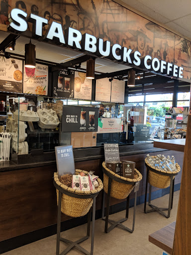 Grocery Store «Quality Food Center», reviews and photos, 6940 Coal Creek Pkwy SE, Newcastle, WA 98059, USA