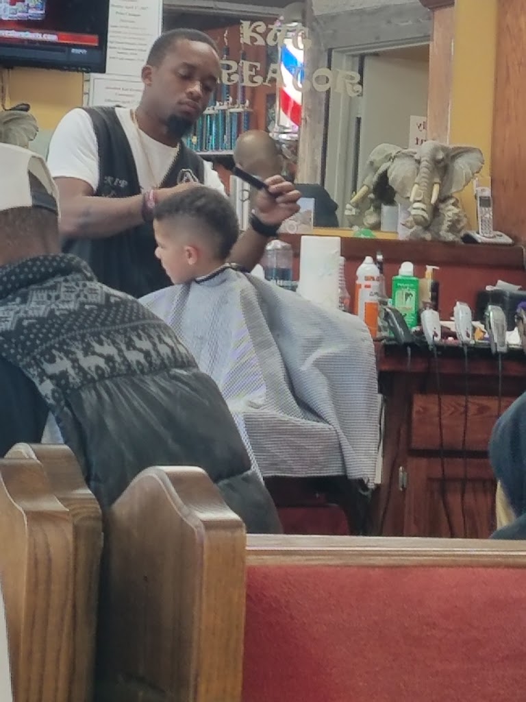 Kut Kreator Barber Shop 29730