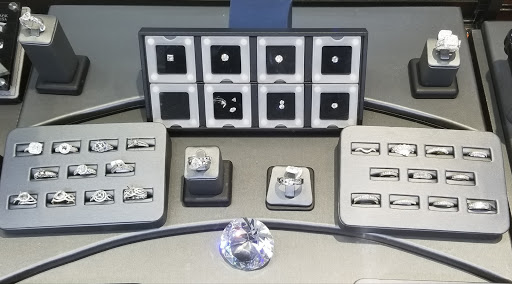 Jewelry Store «Premier Jewelers», reviews and photos, 9810 Baymeadows Rd #11, Jacksonville, FL 32256, USA