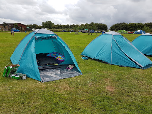 Campsites with slides Northampton