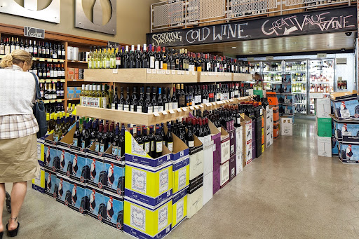 Liquor Store «Bottles Fine Wine», reviews and photos, 141 Pitman St, Providence, RI 02906, USA