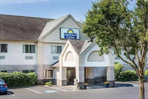 Days Inn & Suites by Wyndham Vancouver image
