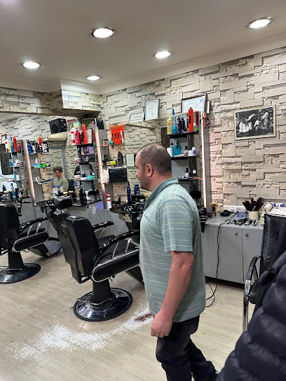 Adem Erkek Kuaförü Barber Shop