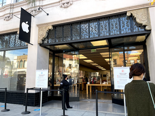 Computer Store «Apple Pasadena», reviews and photos, 54 W Colorado Blvd, Pasadena, CA 91105, USA