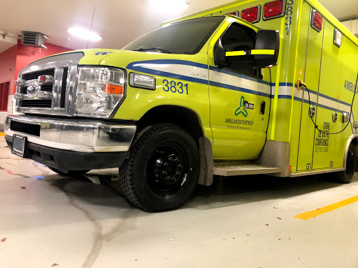 Ambulance service Québec