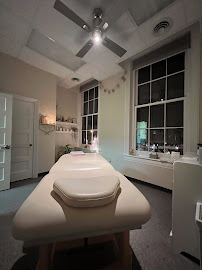 Beauty Hive Waxing and Skincare Salon - Photo 5 - Car repair in Strasburg, PA, Lancaster