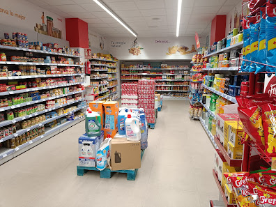 Suma Supermercados Mercedez, C. Mercedes Gómez, 13, 23470 Cazorla, Jaén, España