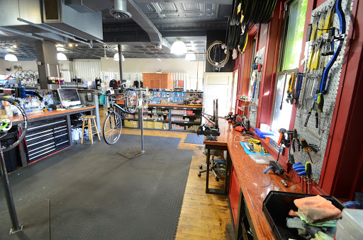 Bicycle Store «The Bike Hub», reviews and photos, 495 N Main St, Glen Ellyn, IL 60137, USA