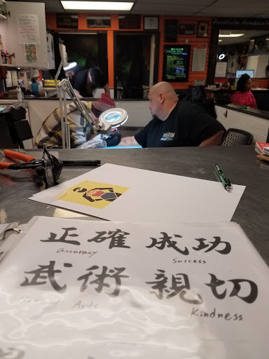 Tattoo Shop «Ageless Art Tattoo & Piercing», reviews and photos, 711 E Lewis and Clark Pkwy, Clarksville, IN 47129, USA