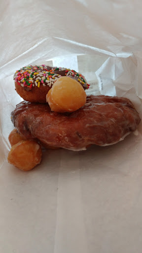 Donut Shop «Best Little Donut House», reviews and photos, 1821 East St, Concord, CA 94520, USA
