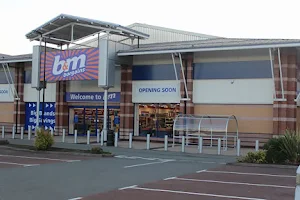 B&M Store image