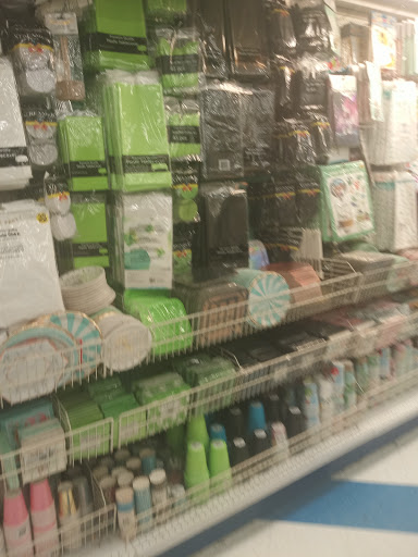 Discount Store «99 Cents Only Stores», reviews and photos, 12125 E Carson St, Hawaiian Gardens, CA 90716, USA