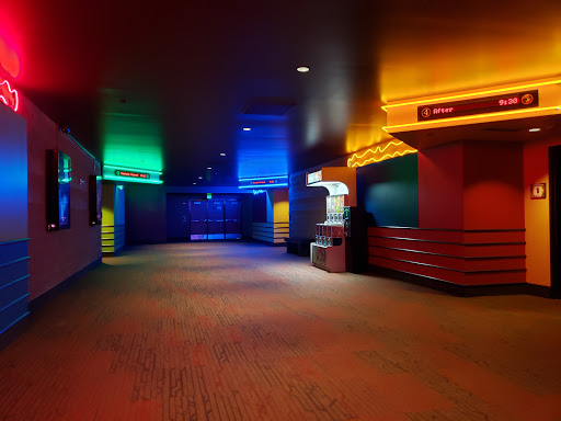 Movie Theater «Regal Cinemas Santiam 11», reviews and photos, 365 Lancaster Dr SE, Salem, OR 97301, USA