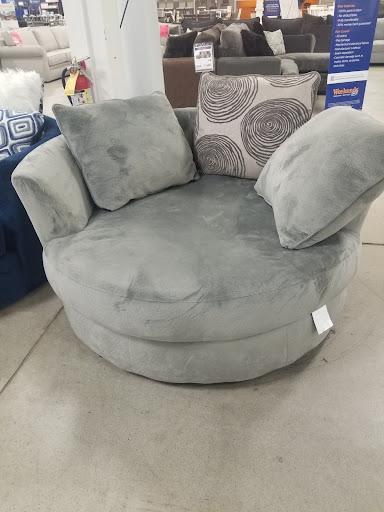 Furniture Store «Weekends Only Furniture & Mattress», reviews and photos, 8315 Center Run Dr, Indianapolis, IN 46250, USA