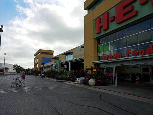 Grocery Store «H-E-B Grocery», reviews and photos, 910 Kitty Hawk Rd, Universal City, TX 78148, USA