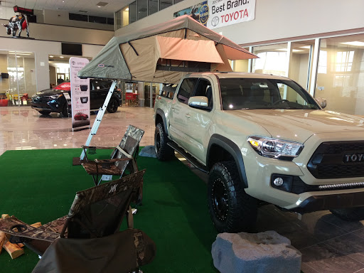 Toyota Dealer «Bobby Rahal Toyota», reviews and photos, 6711 Carlisle Pike, Mechanicsburg, PA 17050, USA