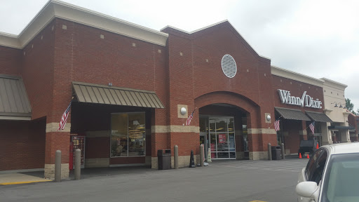 Grocery Store «Winn-Dixie», reviews and photos, 3331 Rainbow Dr, Rainbow City, AL 35906, USA