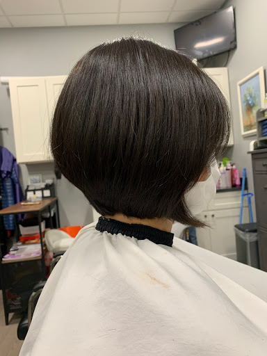 Beauty Salon «Cutz Hair Salon», reviews and photos, 2956 S Rochester Rd, Rochester Hills, MI 48307, USA
