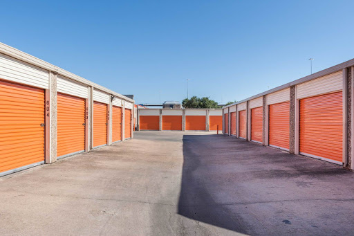 Self-Storage Facility «Public Storage», reviews and photos, 937 Reinli St, Austin, TX 78751, USA