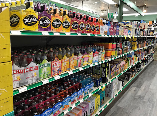 Liquor Store «Kings Contrivance Liquor Shop», reviews and photos, 8630 Guilford Rd B30, Columbia, MD 21046, USA