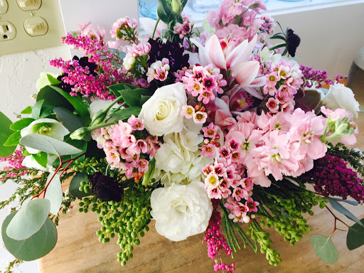 Florist «Petal and Crumb», reviews and photos, 86 Prospect St, Upton, MA 01568, USA