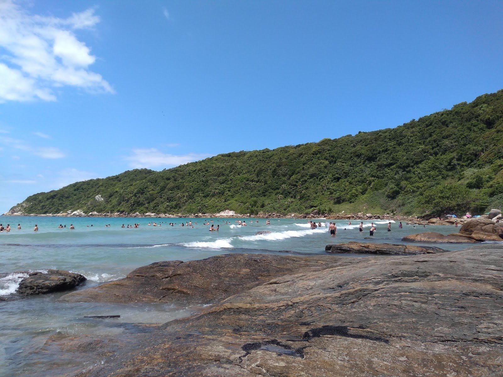 Foto van Retiro dos Padres Beach met ruime baai