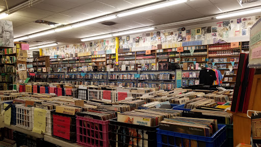 Book Store «Wonder Book and Video», reviews and photos, 607 Dual Hwy, Hagerstown, MD 21740, USA