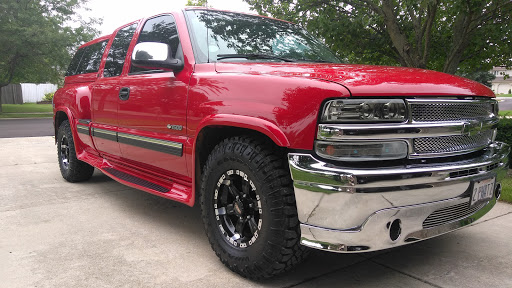 Tire Shop «Discount Tire Store - Homer Glen, IL», reviews and photos, 14011 S Bell Rd, Homer Glen, IL 60491, USA