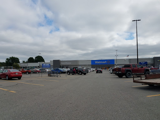 Department Store «Walmart Supercenter», reviews and photos, 1210 Mineral Wells Ave, Paris, TN 38242, USA