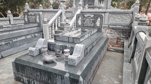 Đá mỹ nghệ Quang Tùng