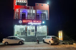 Hotel Riali & restaurants image